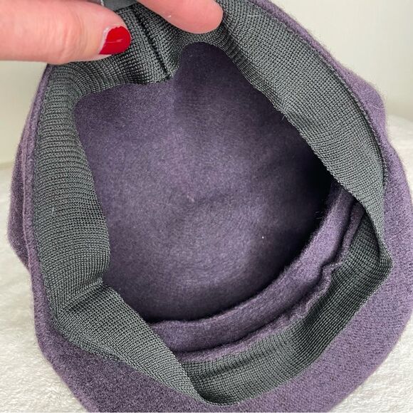Saks Fifth Avenue Hat Newsboy Baseball Cap Wool Blend Timeless Design Purple - Picture 8 of 10
